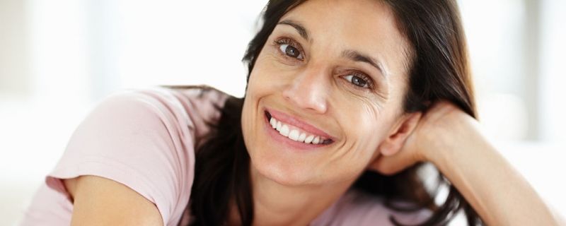 Des gestes simples pour un port de dentier agréable